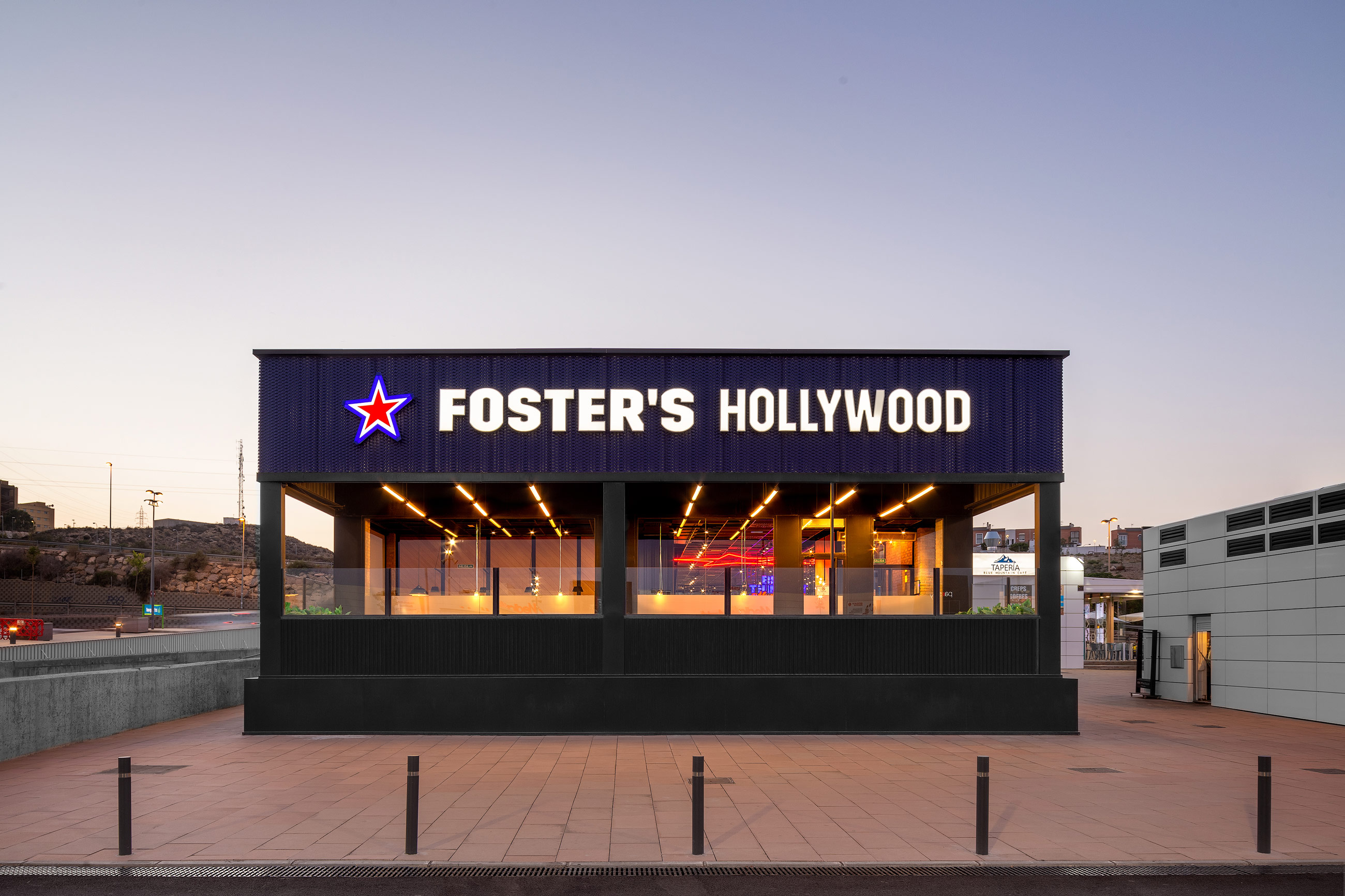 Proyecto-Odysma-On-Foster-Hollywood
